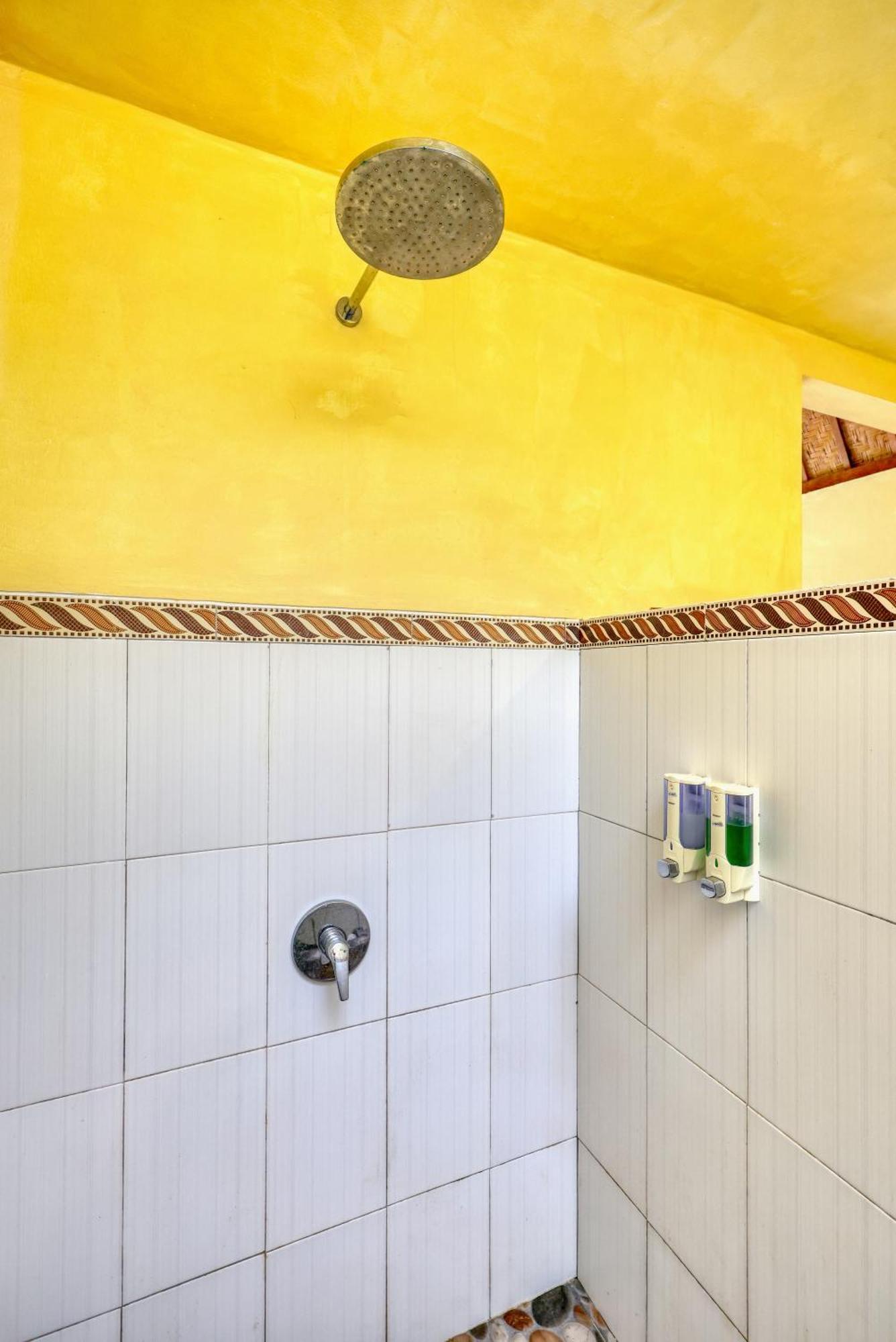 Maharga Bungalows Sakti Phòng bức ảnh